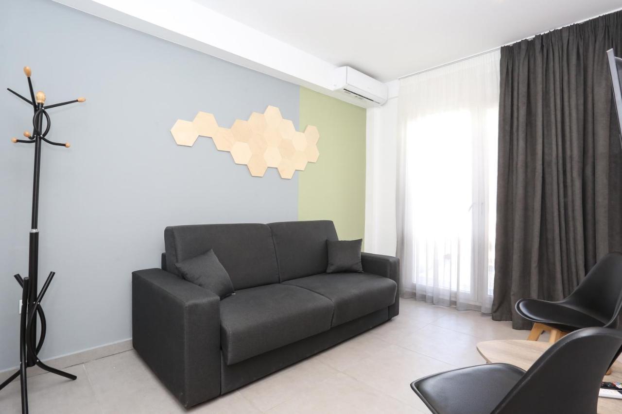 Downtown Seaside Suites Салоники Экстерьер фото